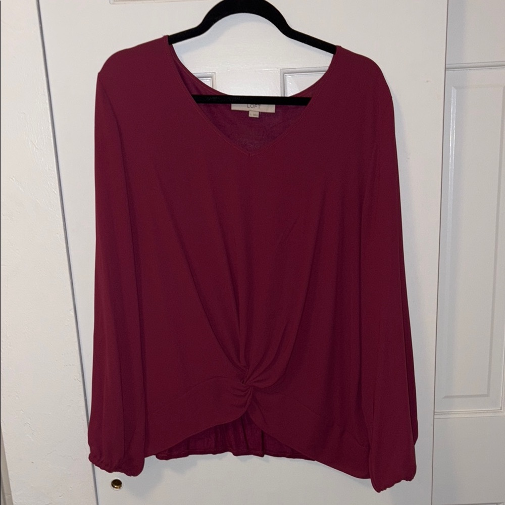 Women's Magenta V-Neck Twist Front Top